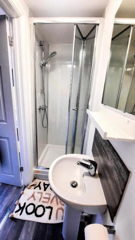 Premier Nottingham Studios - Burford Road Zewnętrze zdjęcie